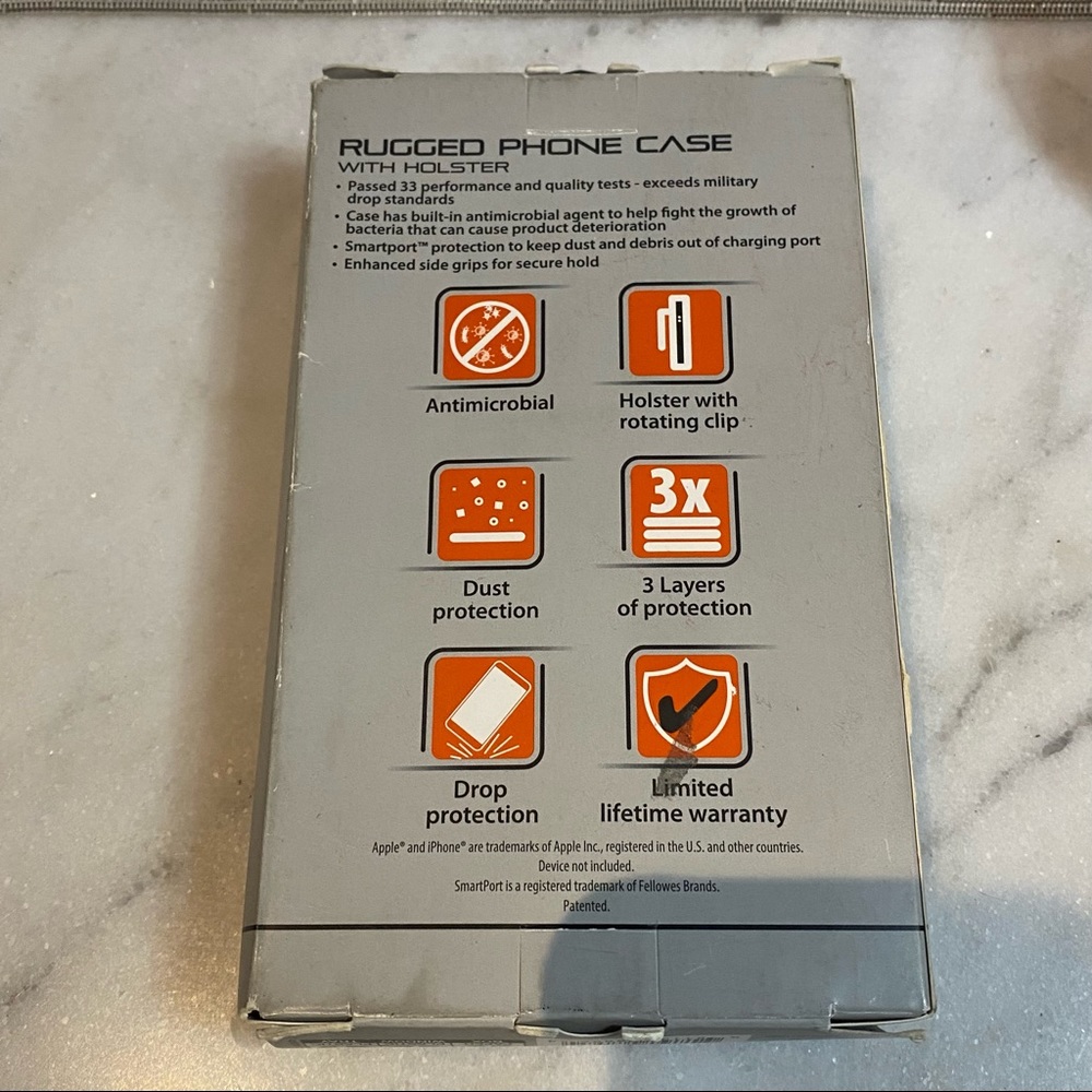 iPhone case & screen protector - Picture 3 of 5